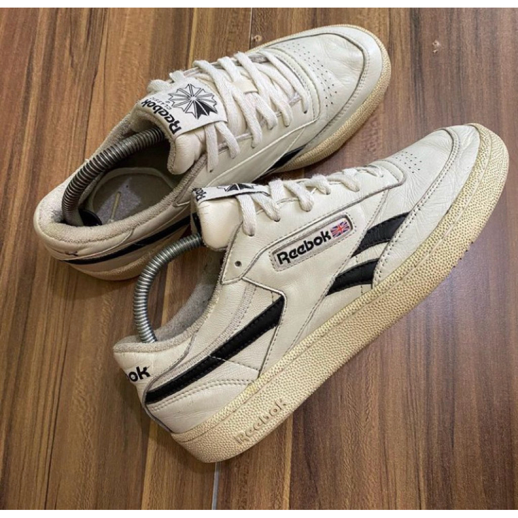 reebok club c85 white black
