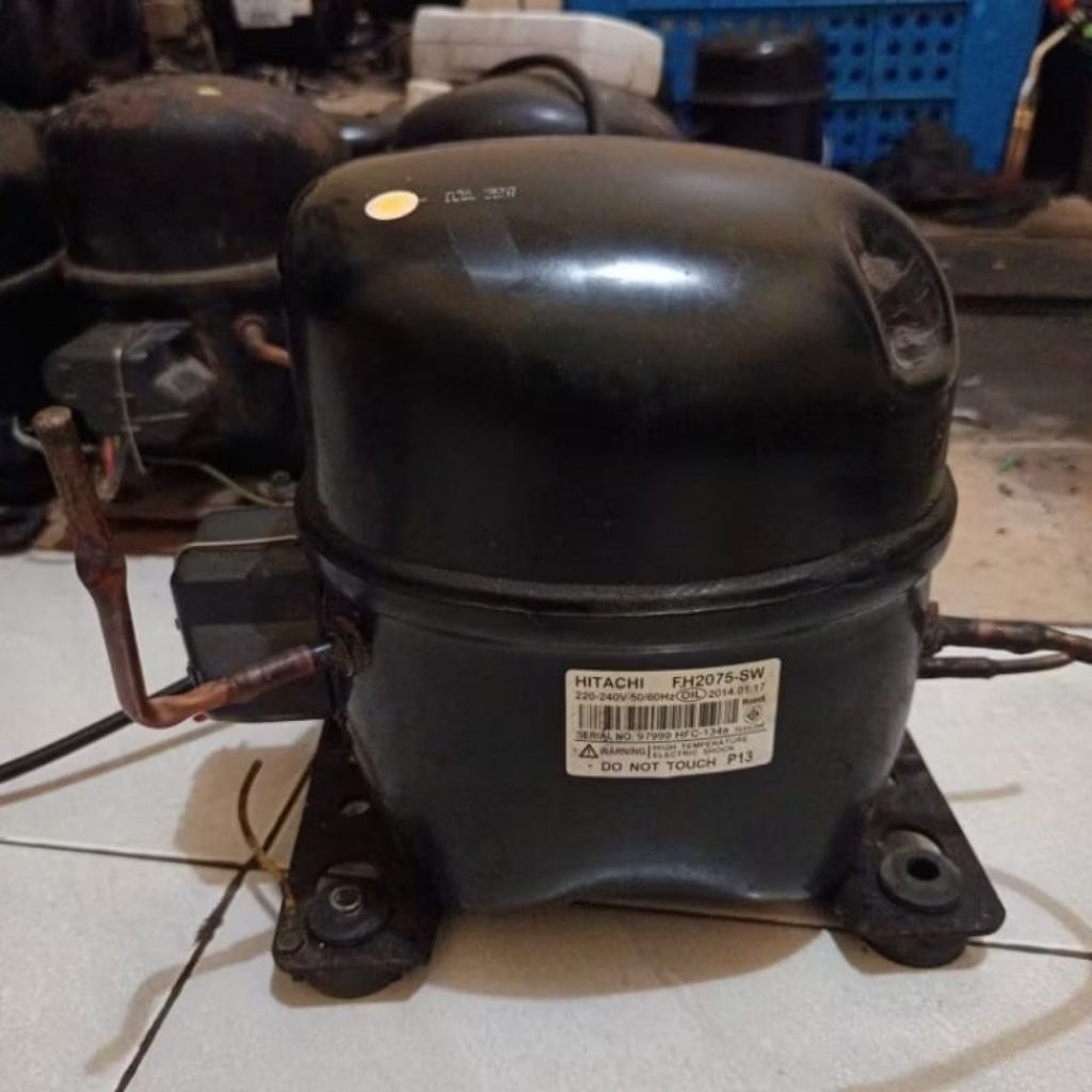 KOMPRESSOR FRIZER 1/4PK HITACHI JUMBO  UNTUK SEMUA MEREK # COMPRESOR  HITACHI FH2075 SW # KOMPRESOR 