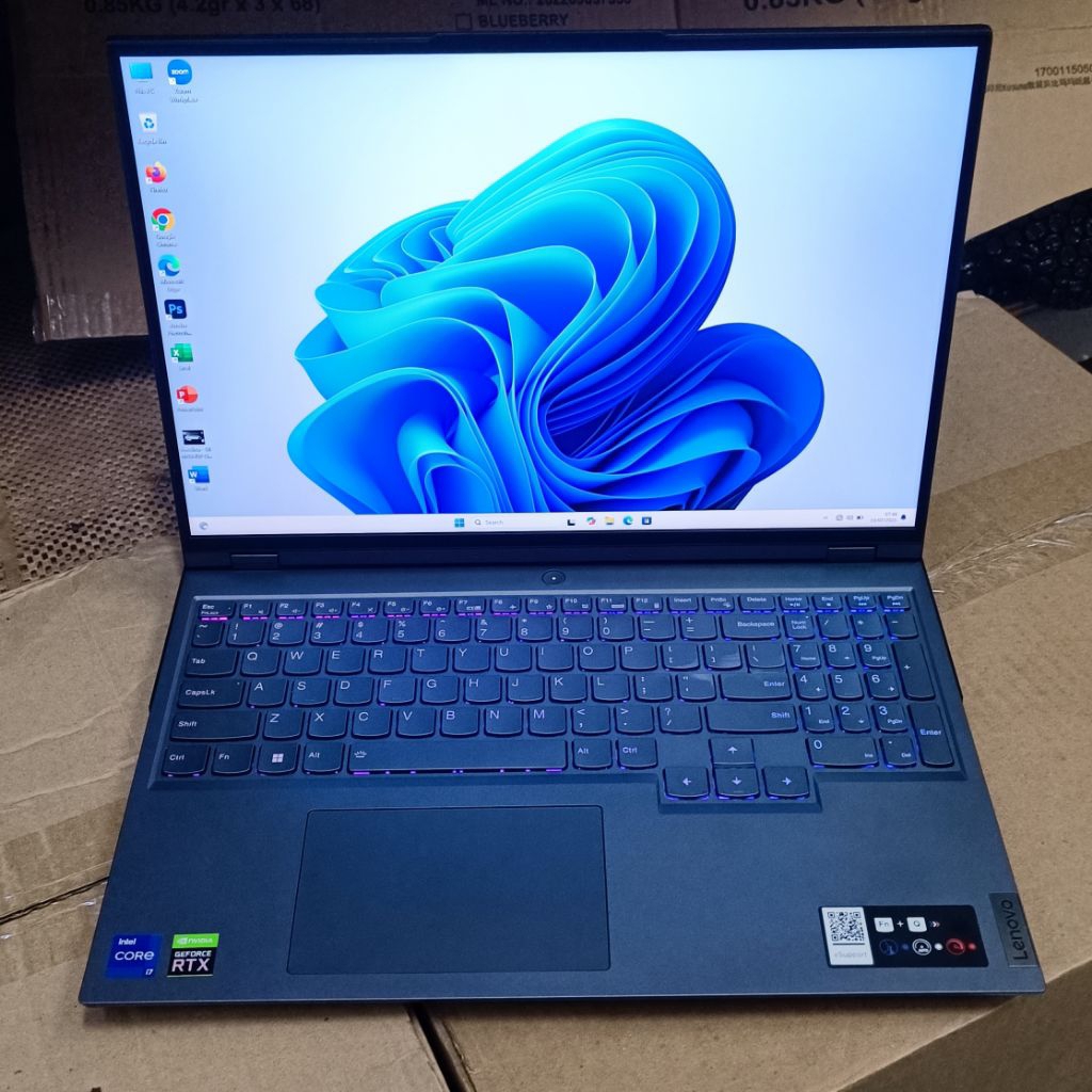 LIKE NEW laptop gaming lenovo legion 5 pro intel core i7 12700H ram 16gb ssd 1tb VGA RTX  3050 Ti  w