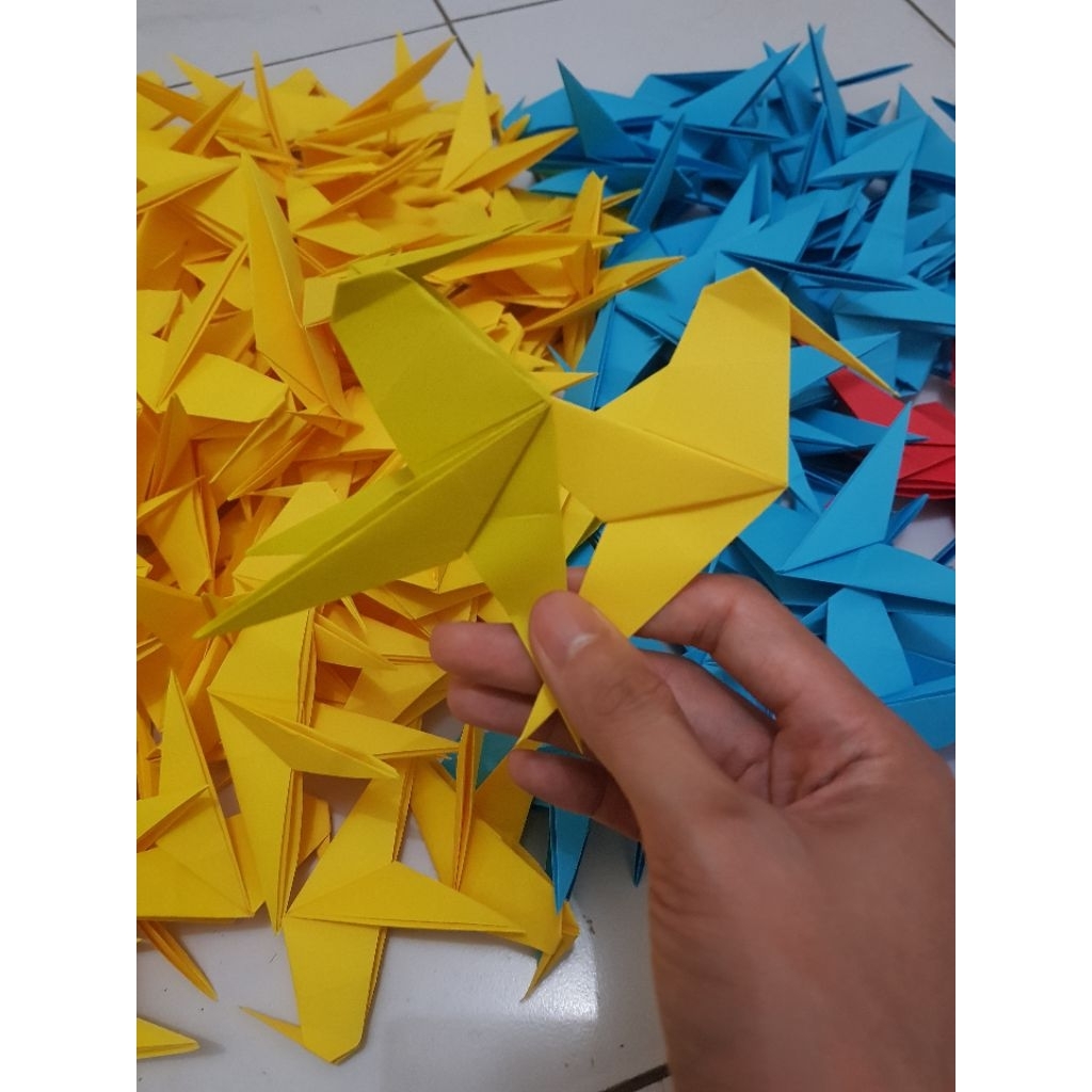 

Origami Burung kertas