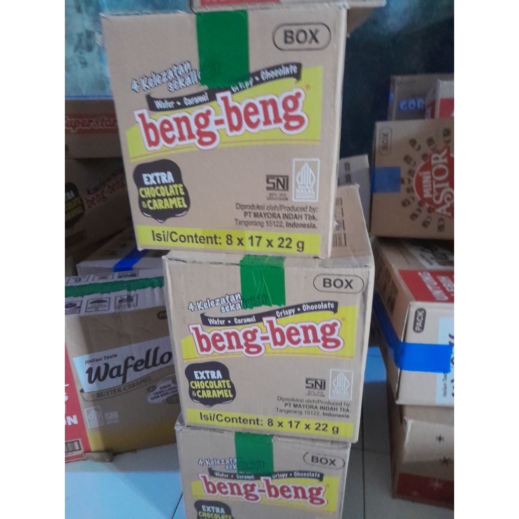 

Beng Beng Wafer Chocolate 1 Dus isi 8 Box x 17 x 22 gram