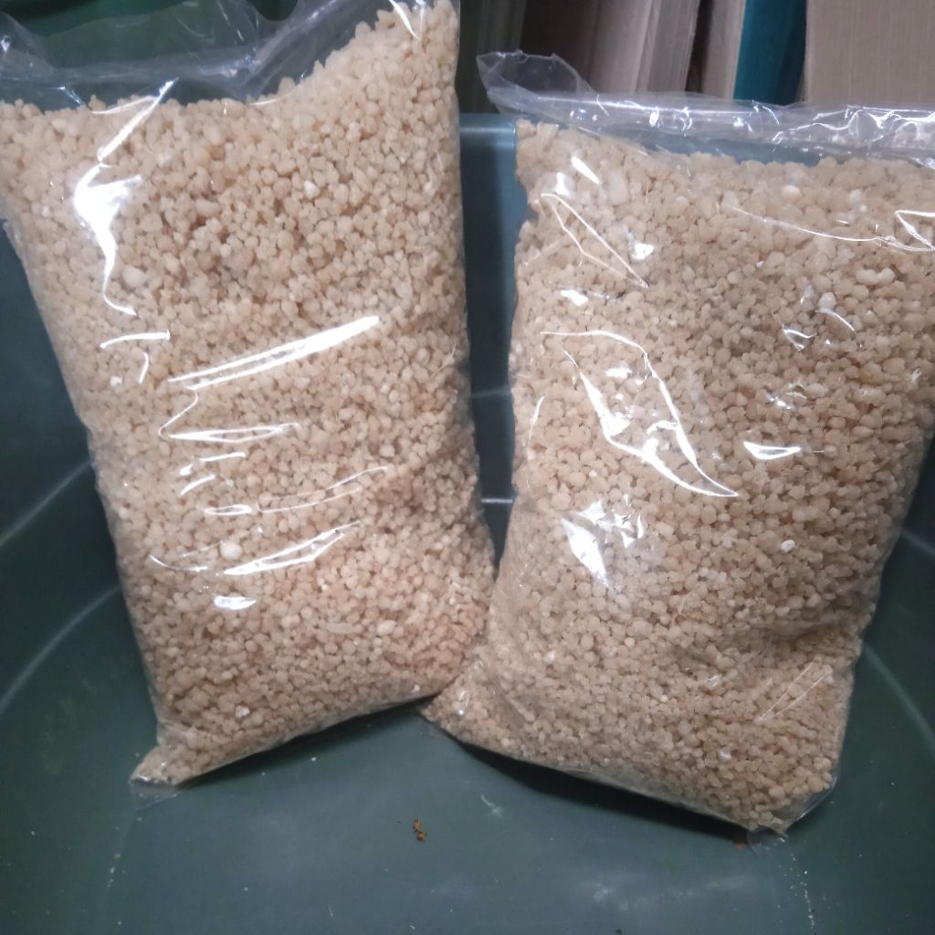 

beras tiwul pengganti nasi / oyek dibuat dari singkong 2 liter