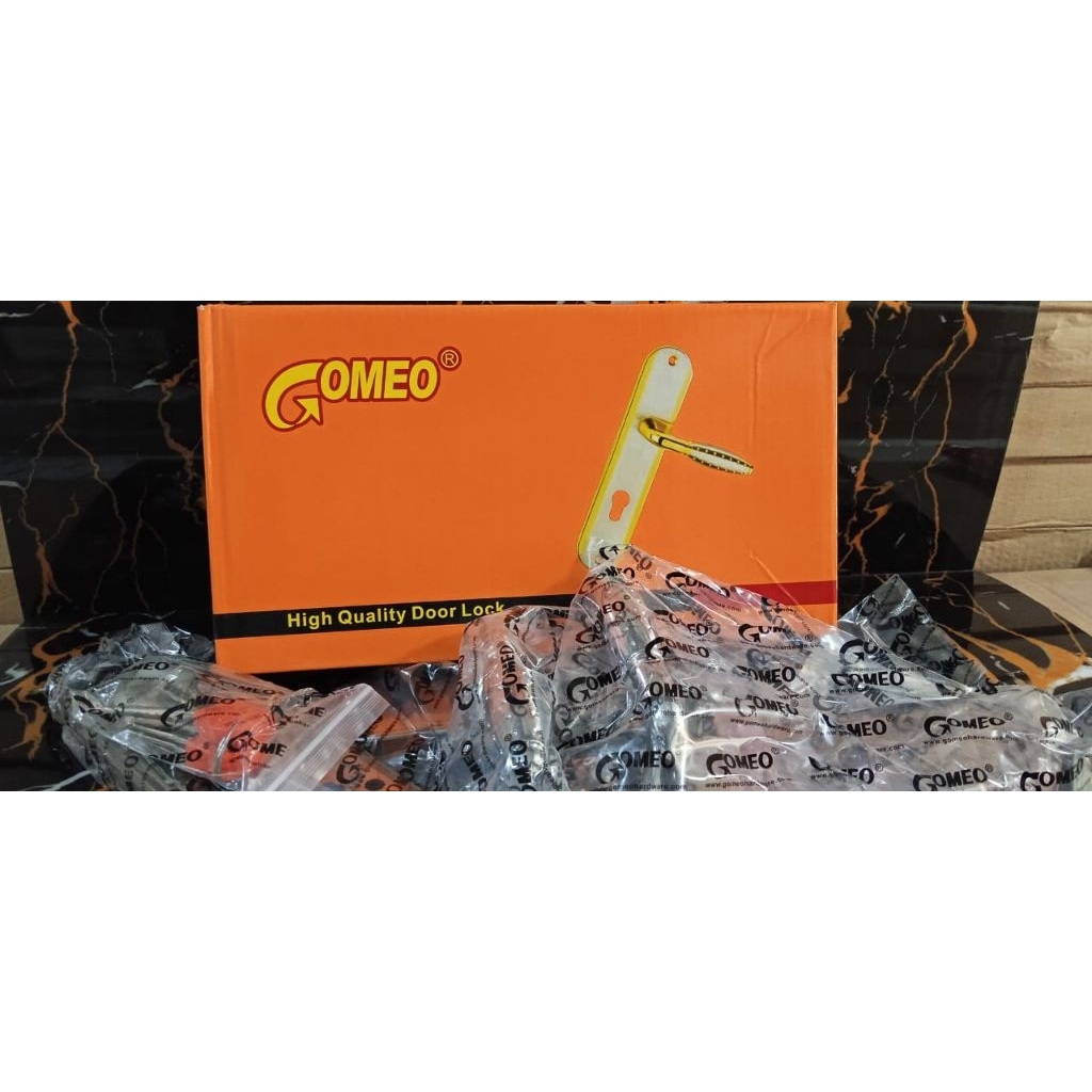 Kunci Pintu / Handle Pintu 1 Set Gomeo