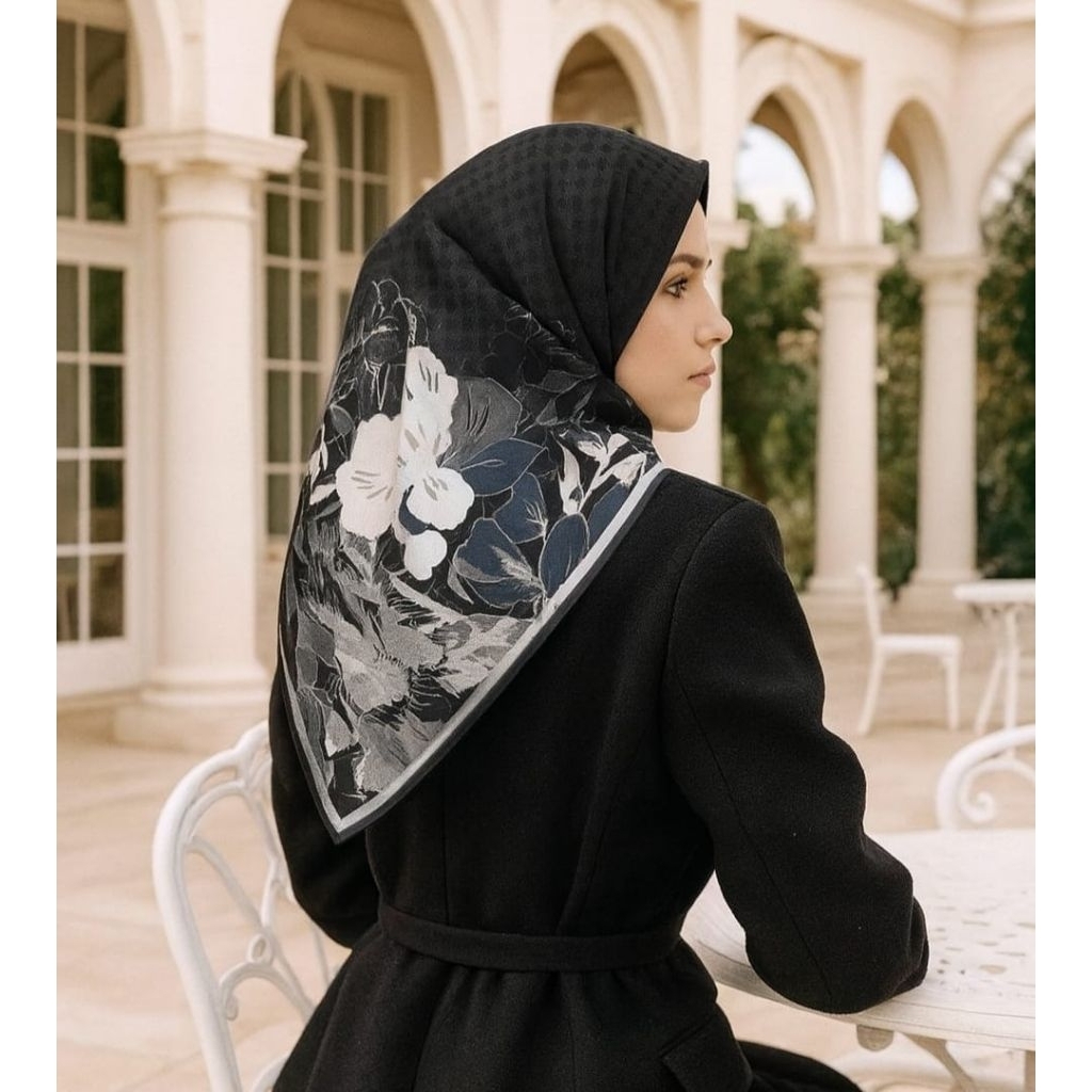 OBRAL TERLARIS DILNAA HITAM / KERUDUNG SEGI EMPAT / JILBAB INSTAN / HIJAB TERBARU TERMURAH KEKINIAN 