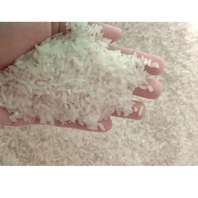 

Beras Curah , Pulen, Putih, Bersih selepan sendiri