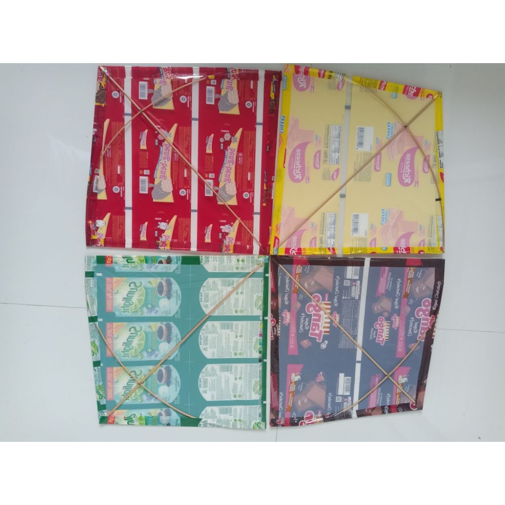 layang layang layangan plastik ukuran 58 isi 100pcs