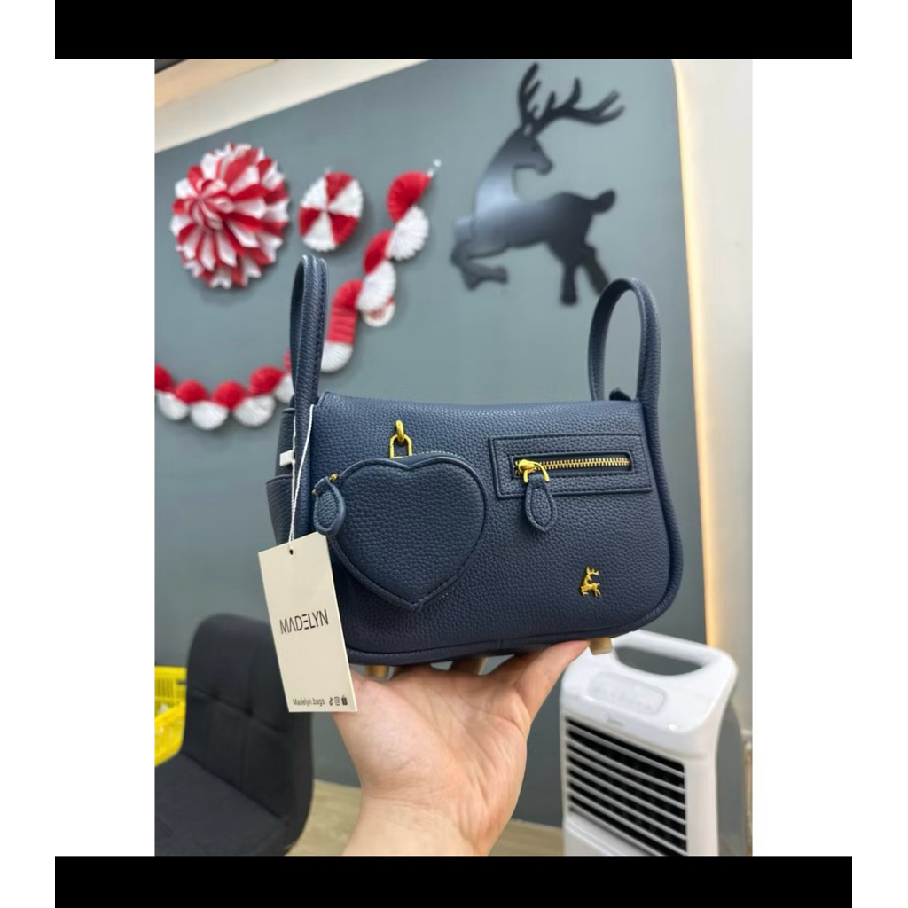 Ohare by Madelyn.bags