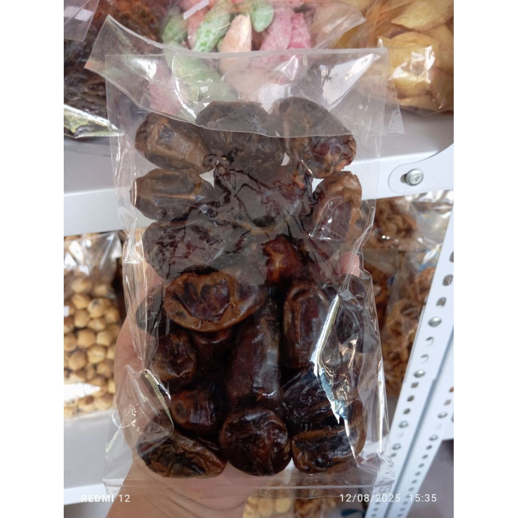 

KURMA MERK GOLDEN 250 GR