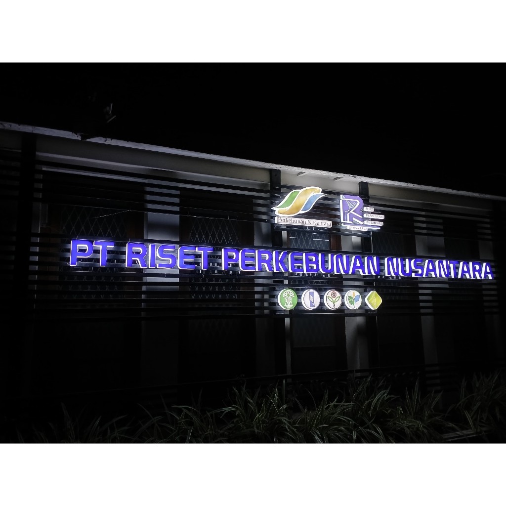 Huruf Timbul Acrylic + LED Nyala