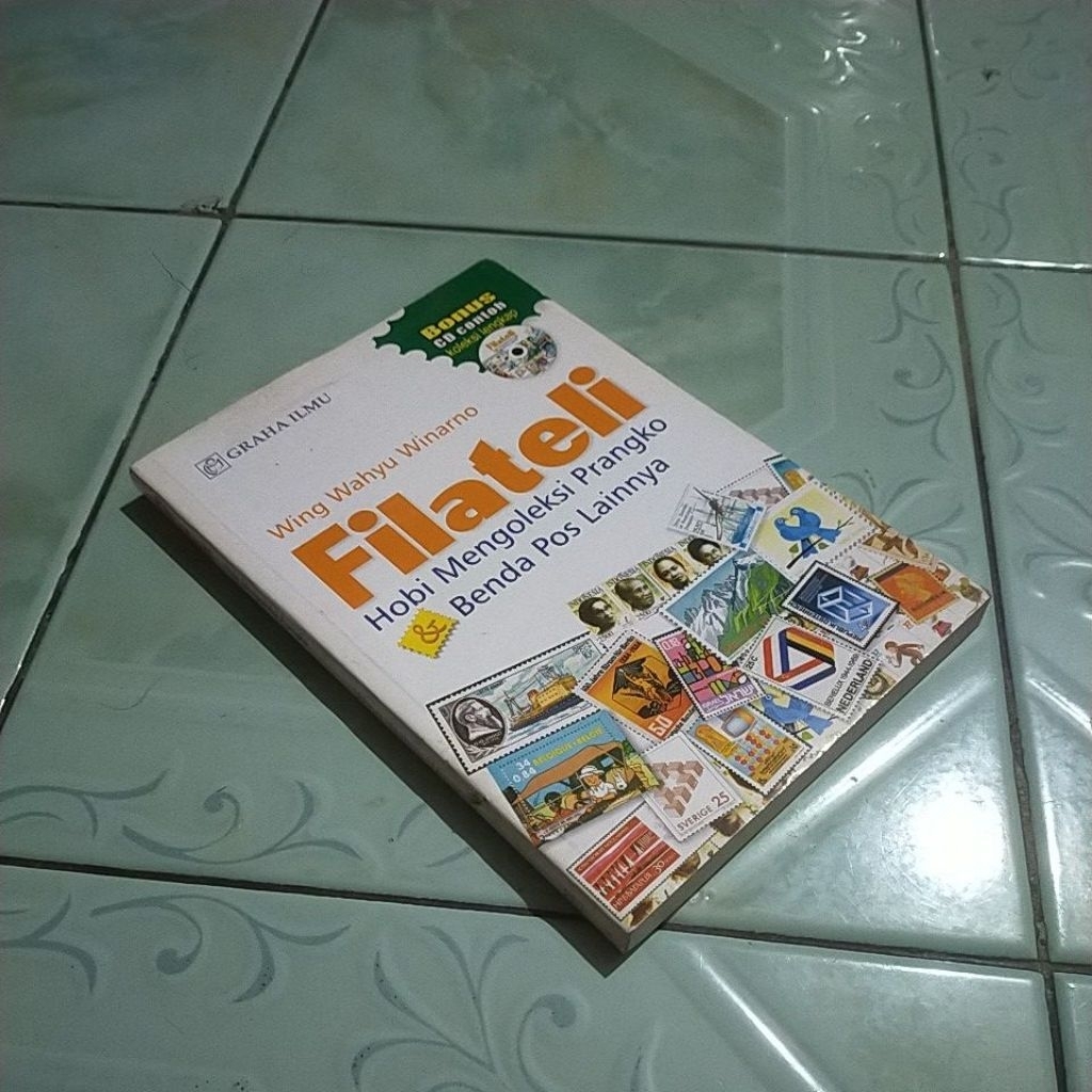 

buku FILATELI hobi mengoleksi prangko benda pos lainnya