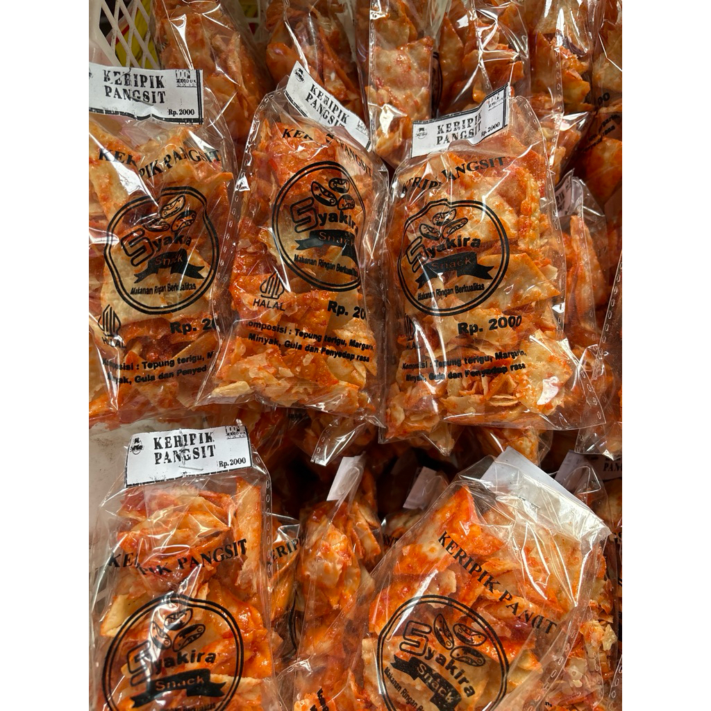 

keripik pangsit isi 4pcs