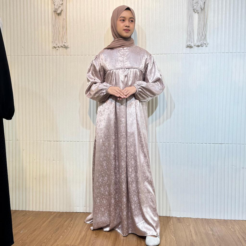 Dress Muslimah Armani Silk Jaguar Premium Gamis Muslim Umroh Jumbo Armany Silk Cream