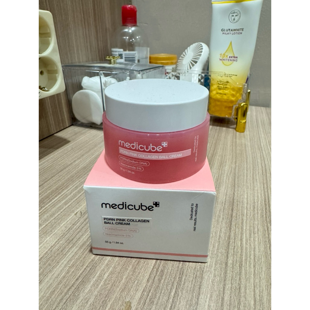 Preloved medicube PDRN pink collagen ball cream