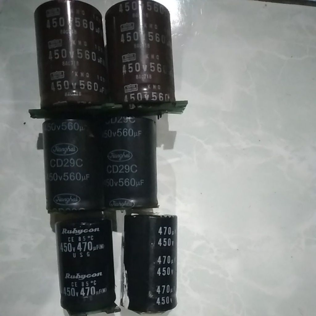 ELCO 450VOLT 560UF ( 4 ) , 450VOLT 470UF ( 2 )