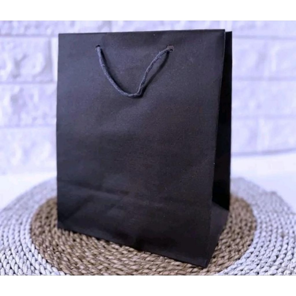 

Dhs. Paperbag Hitam polos Tas kertas