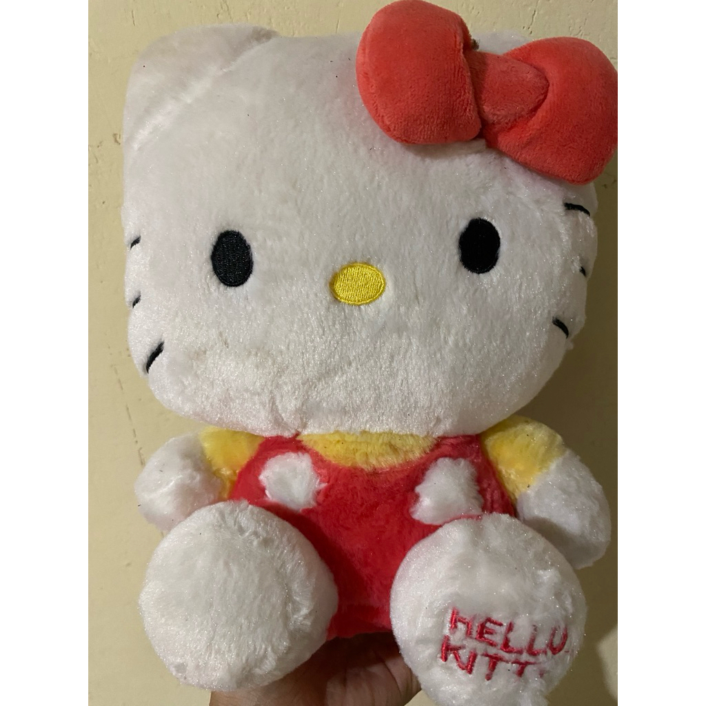 boneka hello kitty sanrio