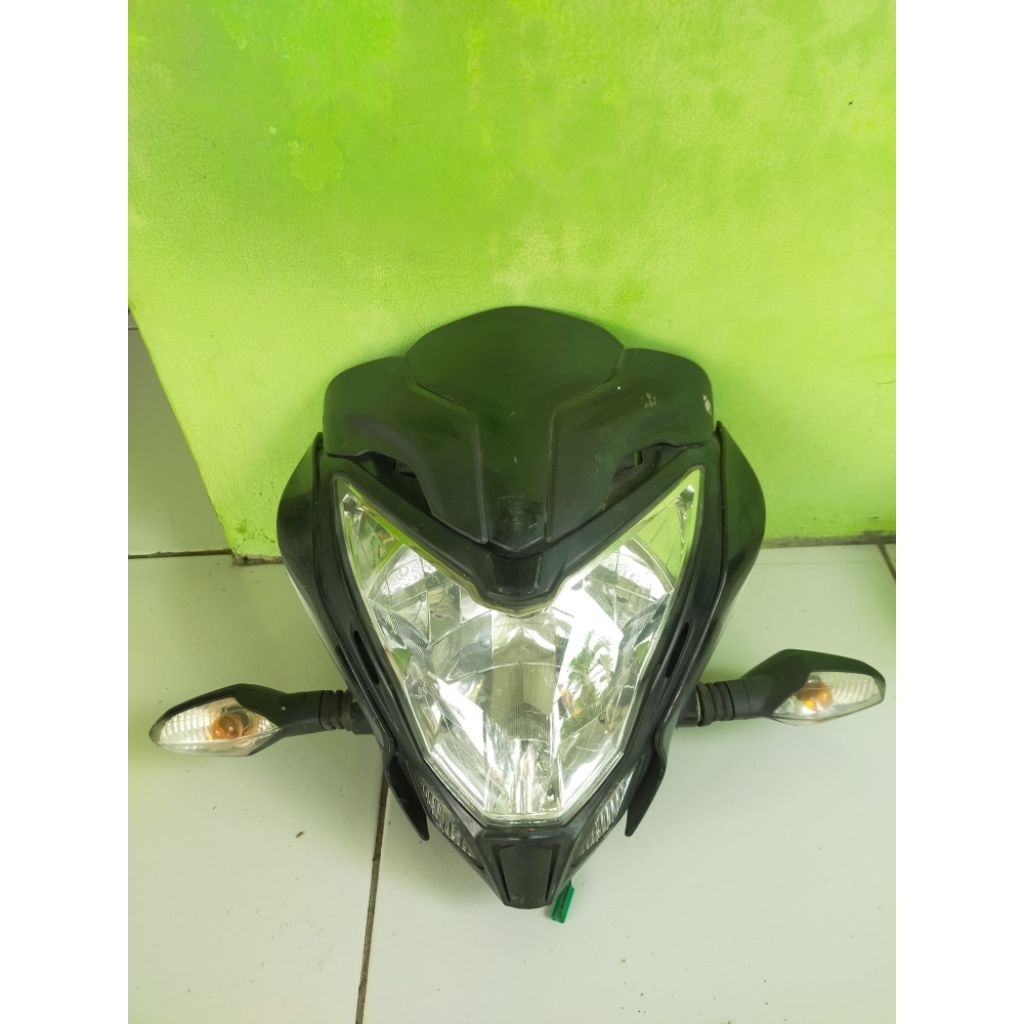 Headlamp  head lamp reflektor lampu dapan Kawasaki Bajaj 200 NS original