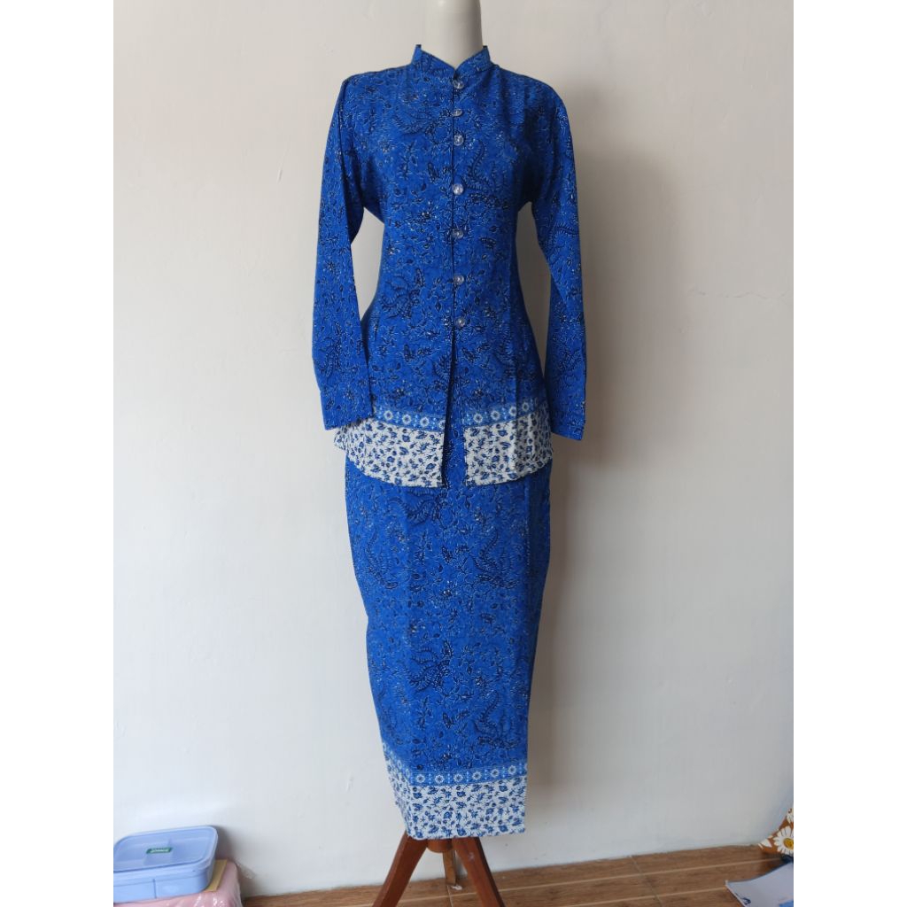 Setelan batik nenek rok span / baju nenek / baju batik