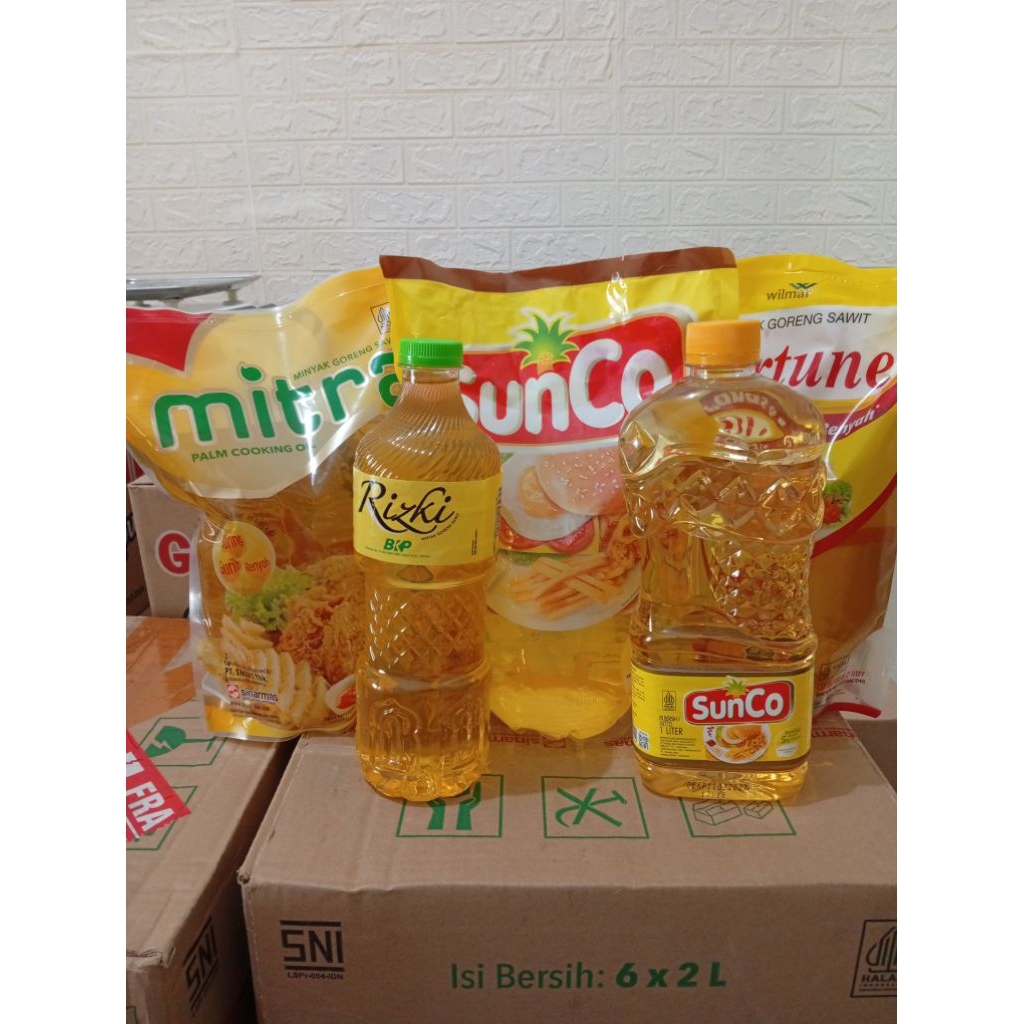 

Aneka minyak goreng premium original