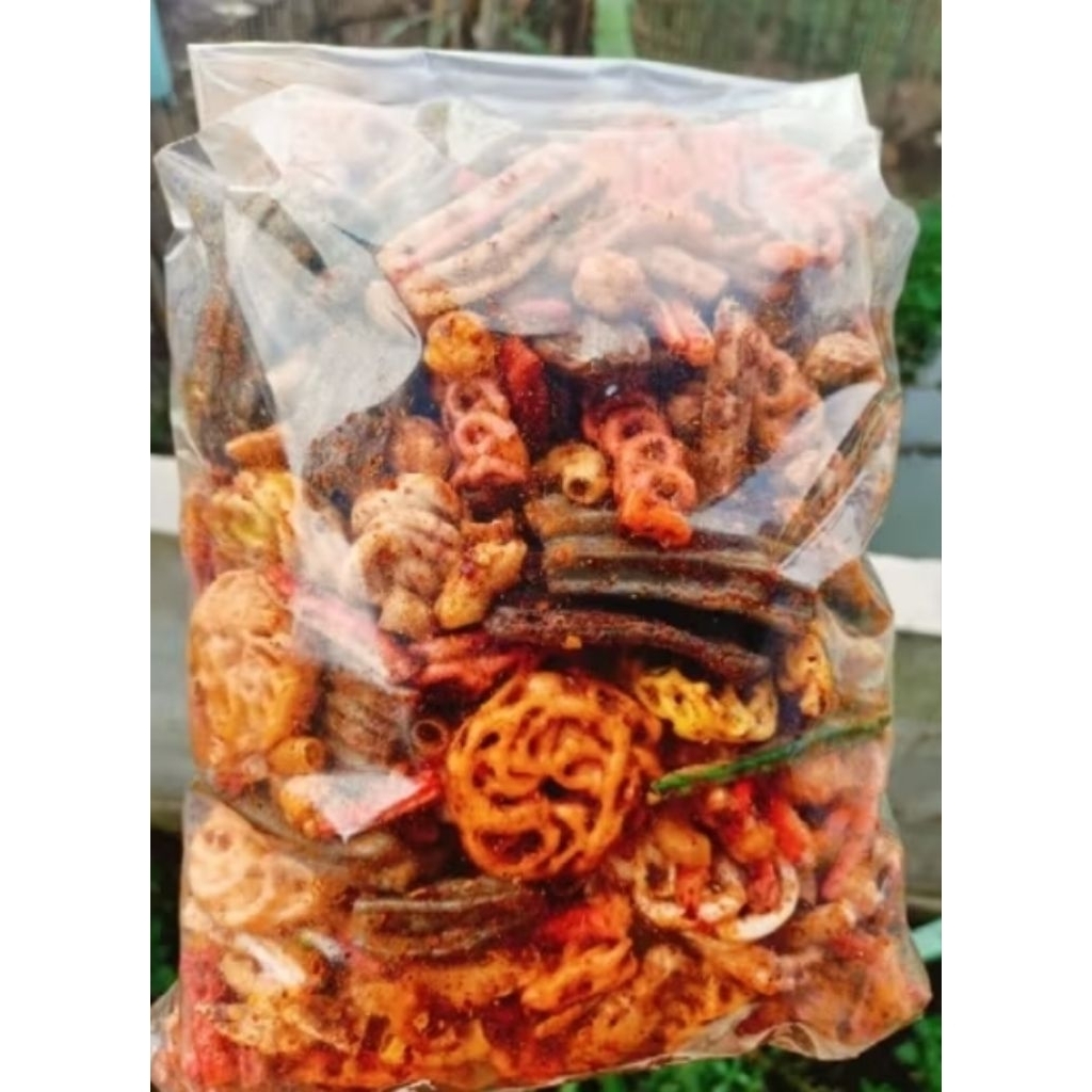 

KERUPUK SEBLAK MIX CAMPUR PEDAS DAUN JERUK 500 GRAM CEMILAN Snack kering