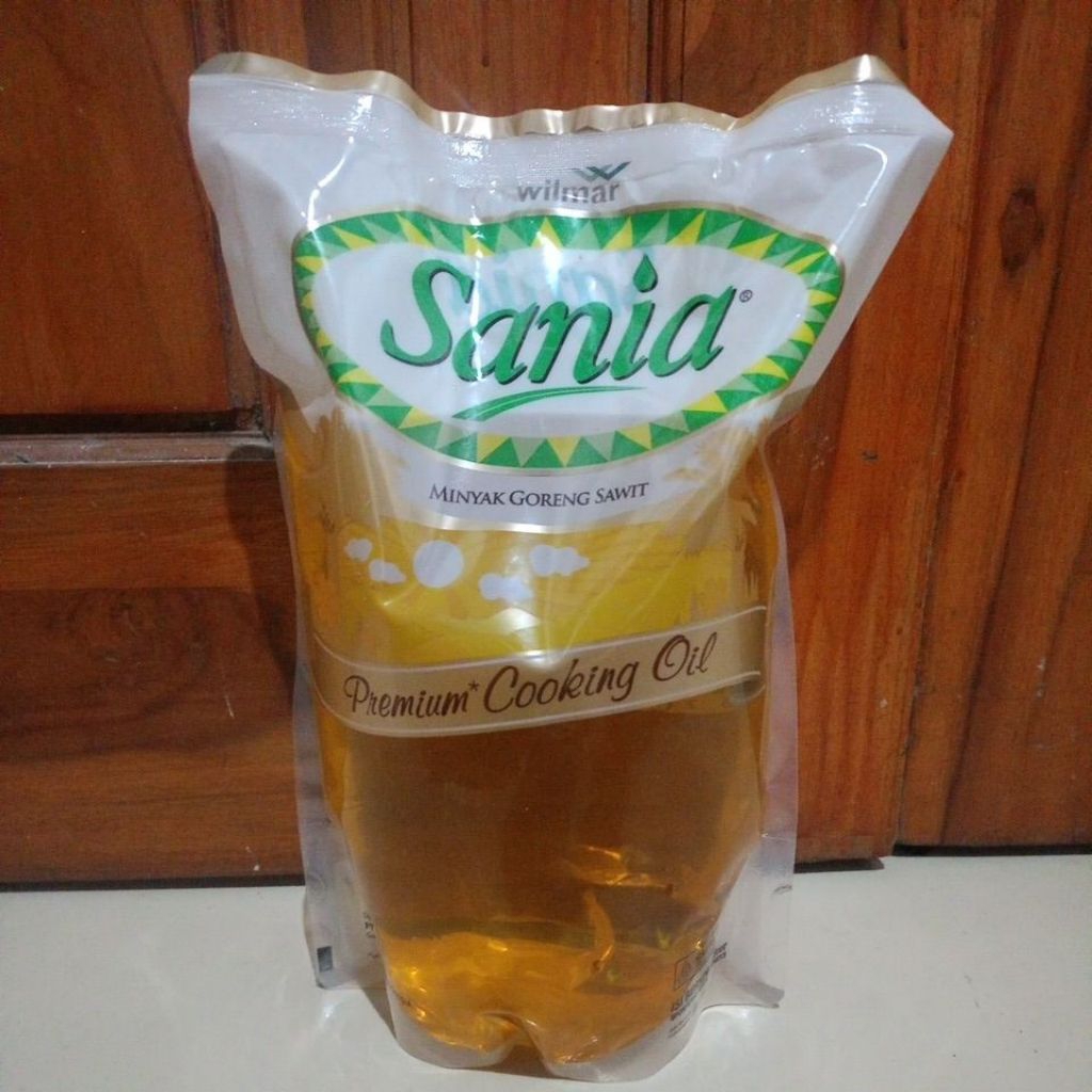 

Minyak goreng Sania 2 liter