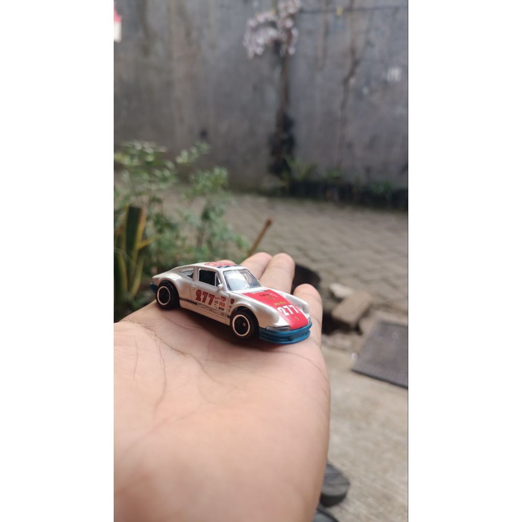 71 Porsche Carrera 911