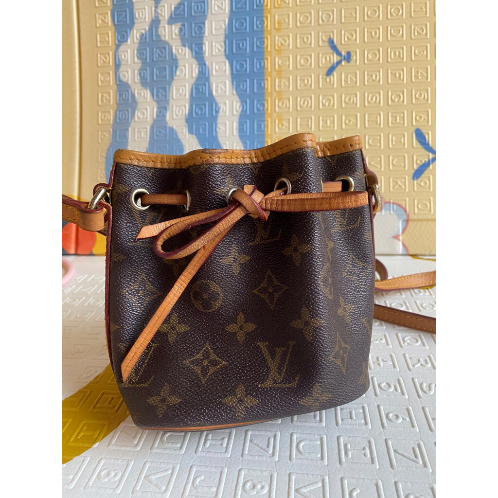 Preloved Tas Serut bucket Lv/Sling bag