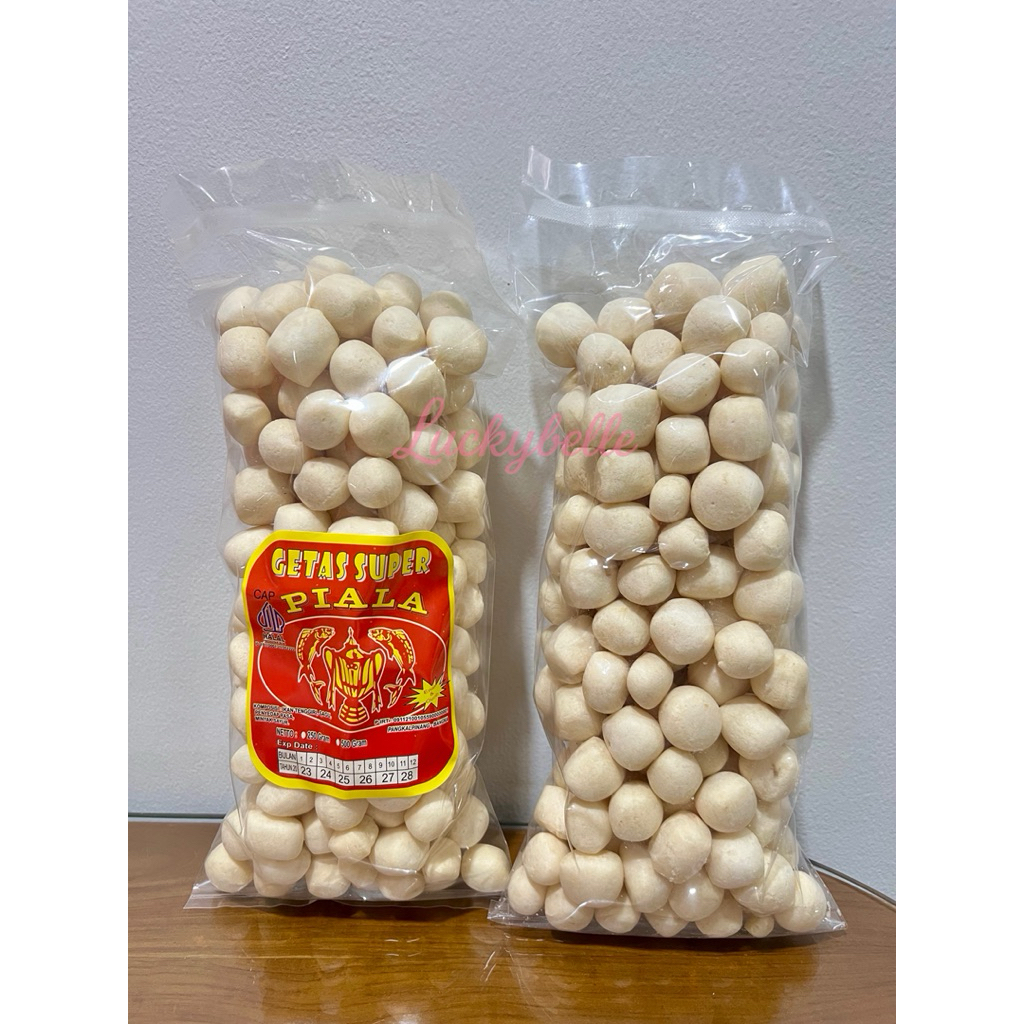 

Getas khas Bangka 250 gram Cap Piala No.3 - Cemilan Gurih Khas Bangka