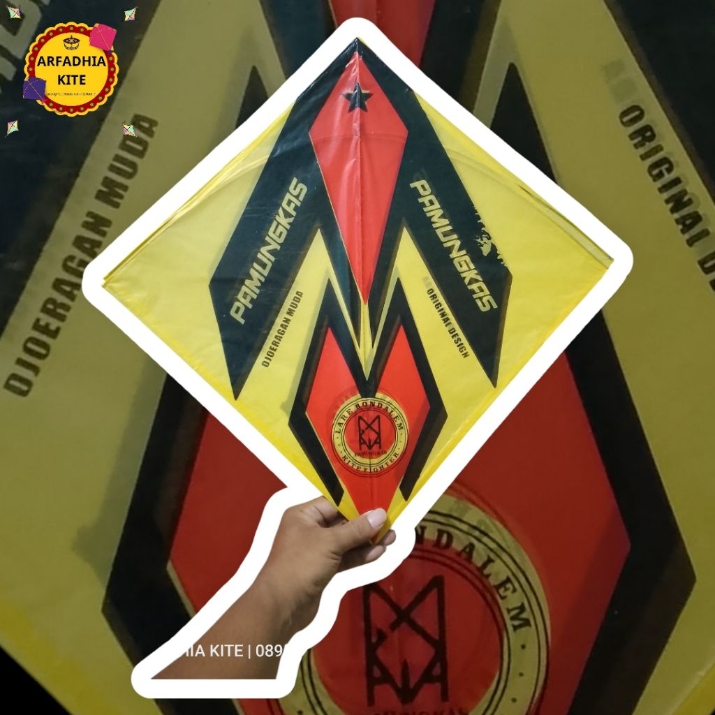 Layangan Sukhoi Super Petung (Pamungkas