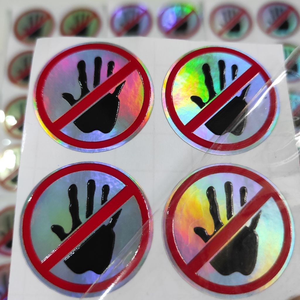 

STIKER TIMBUL UV DTF 3D DILARANG SENTUH TANGAN ISI 4 ANTI AIR MUDAH DITEMPEL