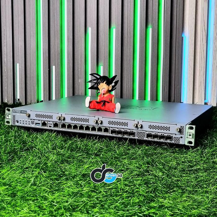 Juniper Networks SRX340 Services Gateway SRX340-SYS-JB