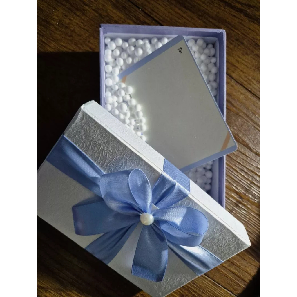 

Box Hampers Giftbox Kotak Kado (box + Styofoam+Gift Card) 10 x15 x4,5 cm