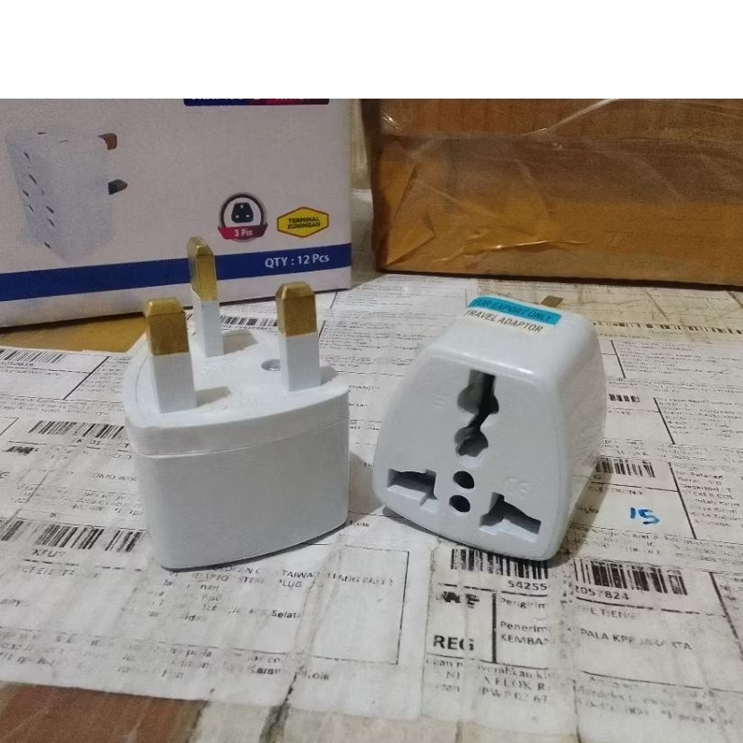 Colokan Arab Saudi Singapura Malaysia Steker Kaki 3 Travel Adaptor Tipe G