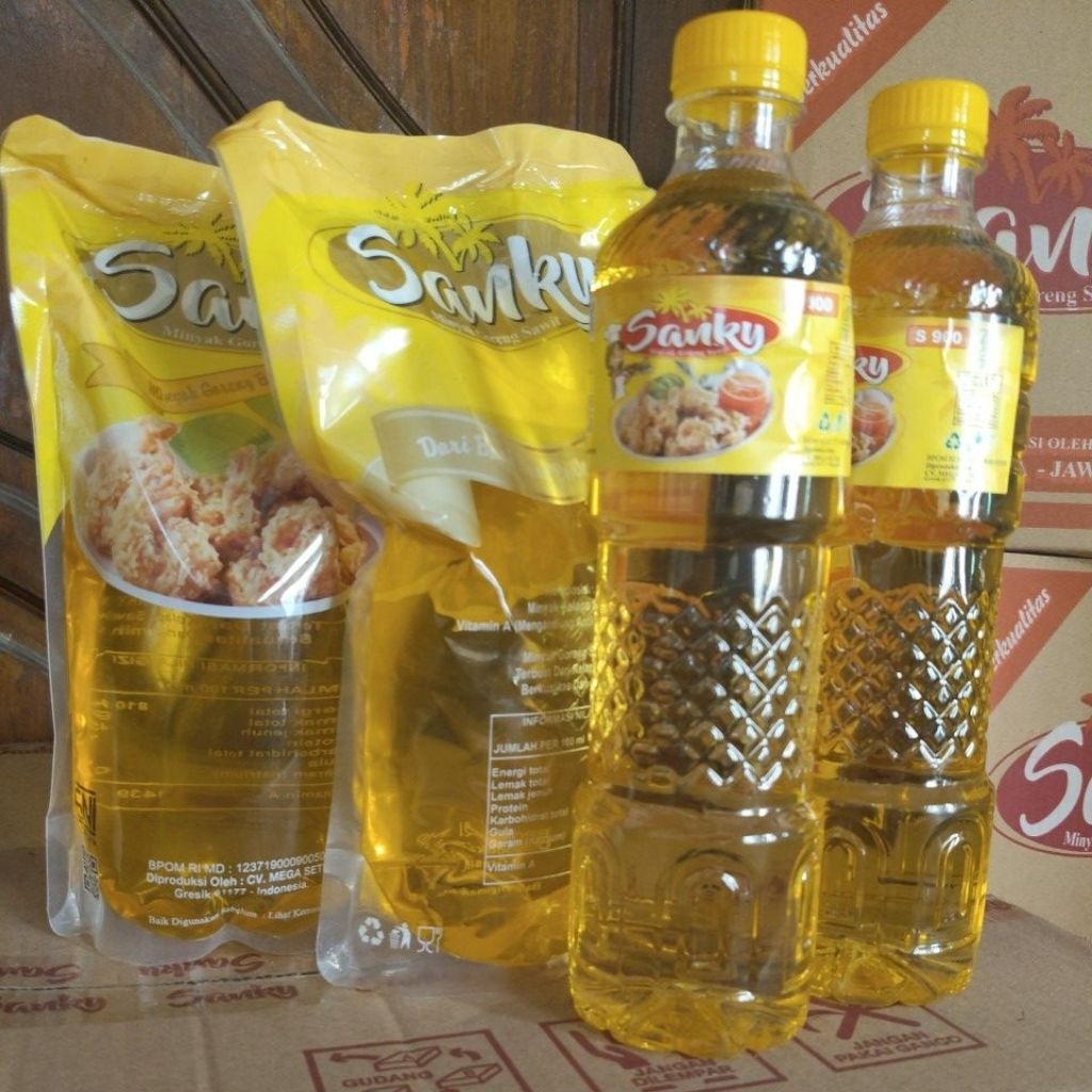 

MINYAK GORENG SANKY S900 ISI 700ML REFFIL DAN BOTOL
