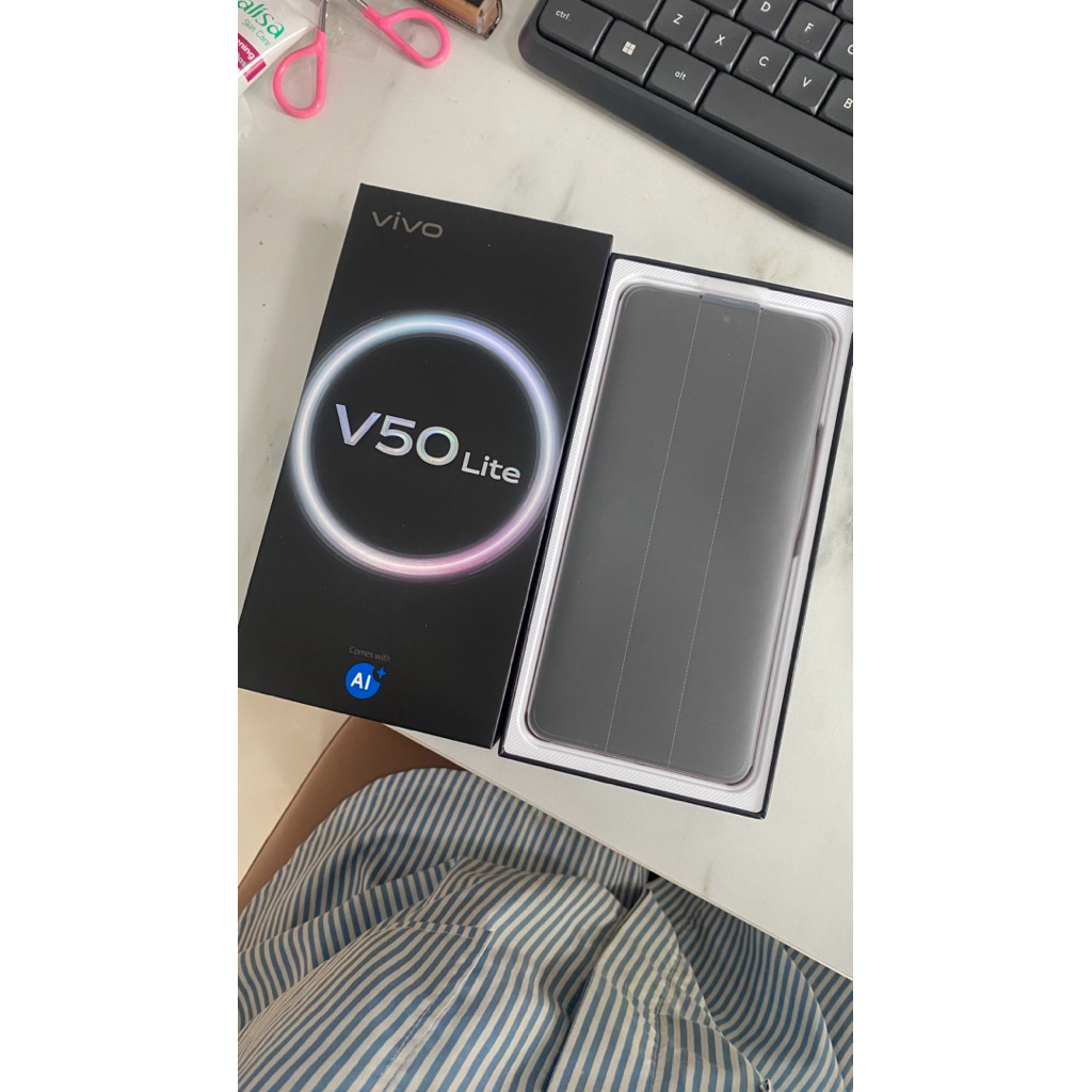 VIVO V50 Lite Second