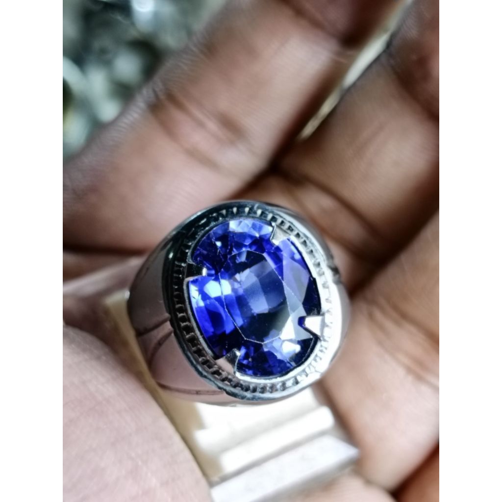 Batu Permata King Safir Bangkok