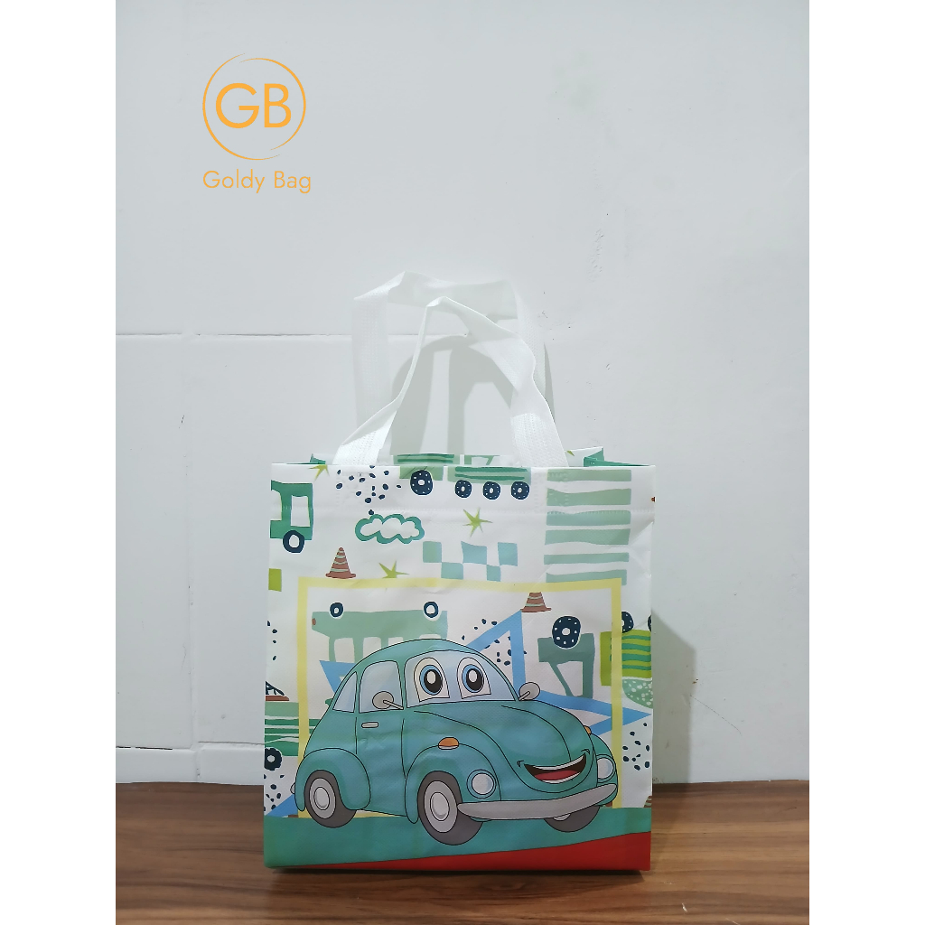 

GOODIEBAG TAS ULANG TAHUN MOTIF GAMBAR
