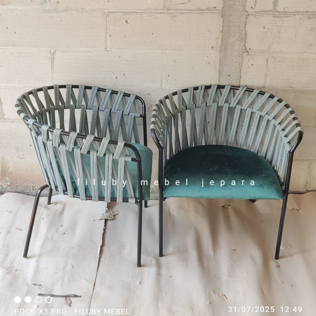 Kursi makan kursi besi kursi cafe kursi teras kursi tamu sofa cafe sofa tamu sofa makan