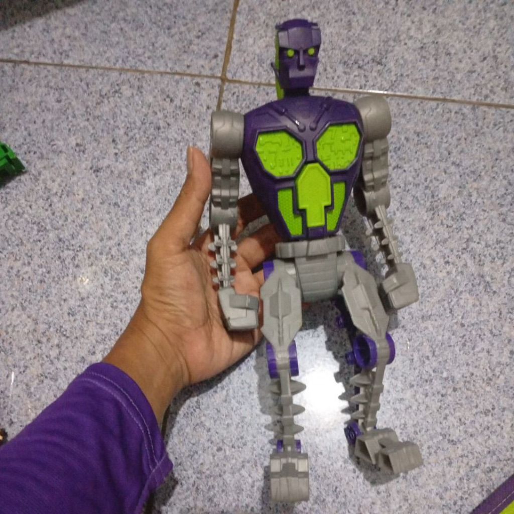 Robot Trick Tracks Bionicle Battle Hotwheels Hot wheels rare