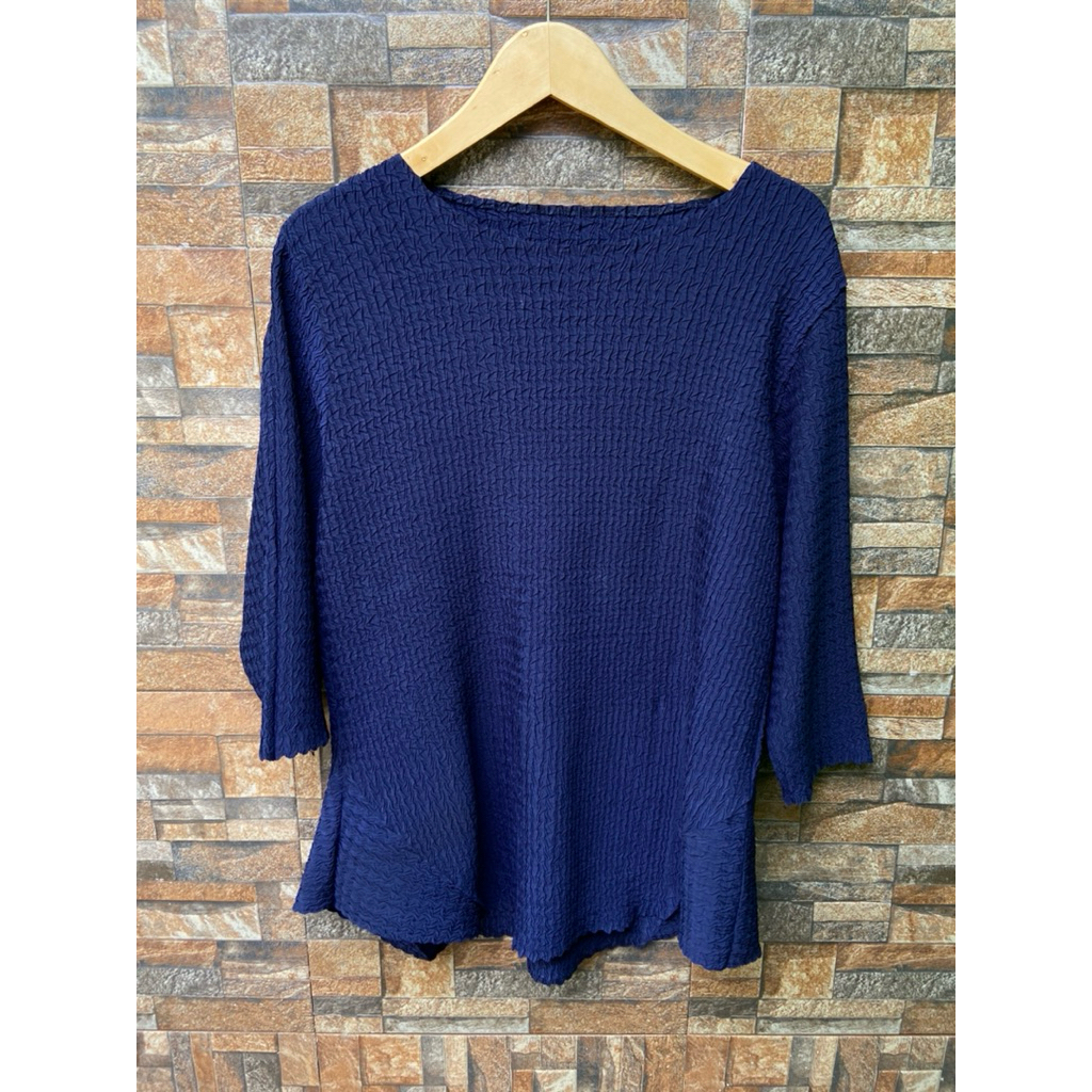 Vintage 90s Issey Miyake Pleats Me Crinkle 3/4 Sleeve Navy Top