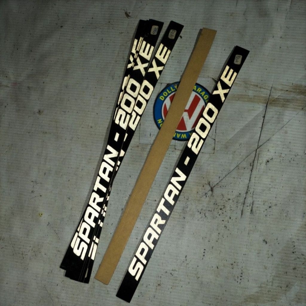 Stiker vespa trim spartan (tempong) original NOS