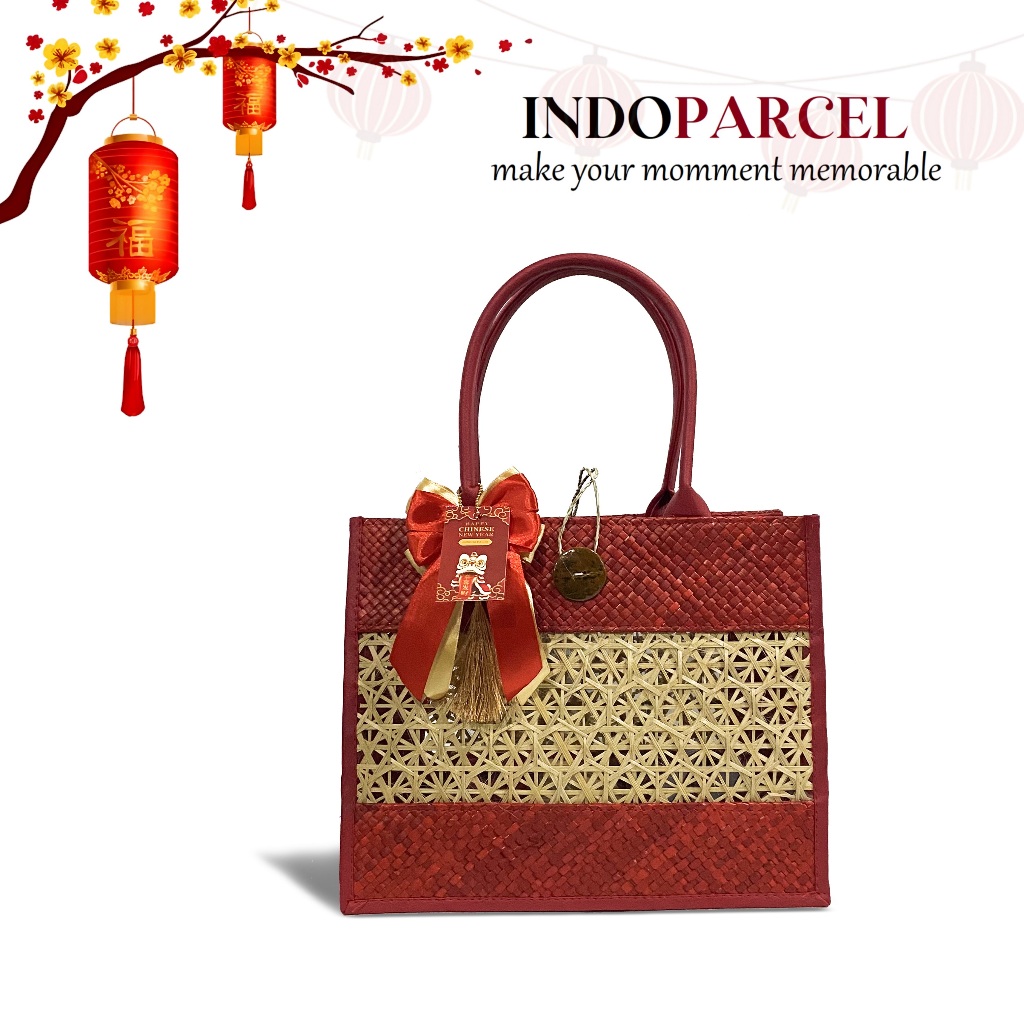 

INDOPARCEL - Tas Hampers Imlek Anyaman Pandan Kombinasi Anyaman Bambu Bungkus Kemasan Tas Kado Goodiebag Chinese New Years Viral Terbaru
