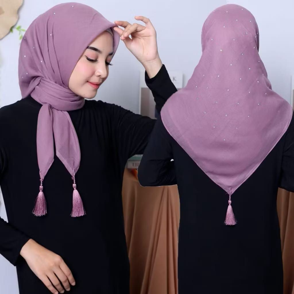 Segi Empat Syari Diamond Tassel - Hijab Instan Payet