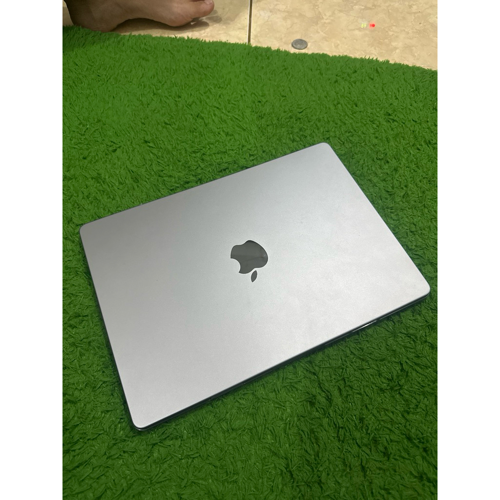 macbook pro m1 512gb