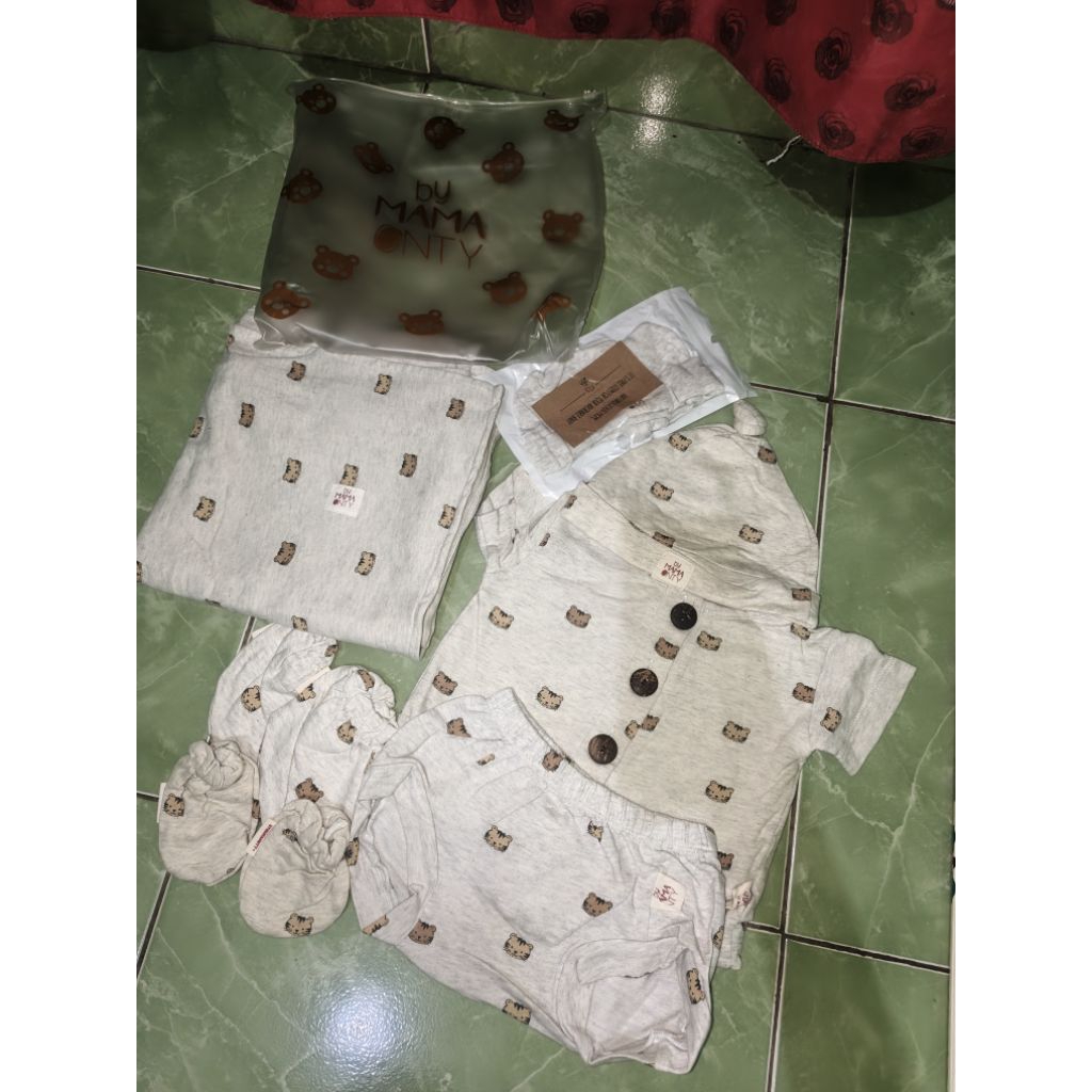 Set Baju Bayi "By Mama Onty"