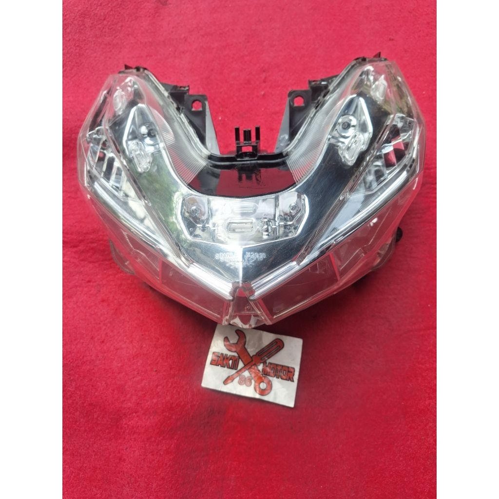 Reflektor Lampu Depan Vario 125 f1 150 f1 Led Old 2015-2017  Bekas Original