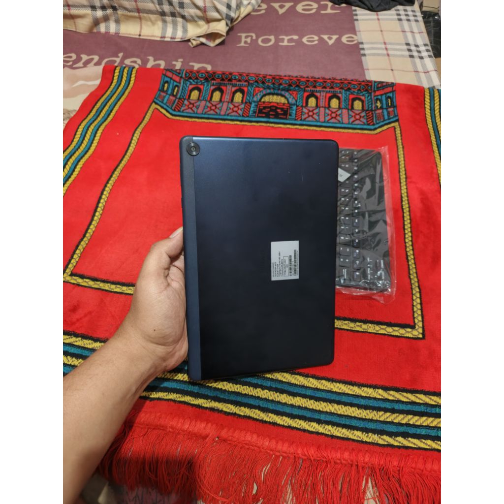 huawei matepad T10 ram 4gb 64gb bonus keyboard bagus wifi normal garansi resmi tablet bekas murah