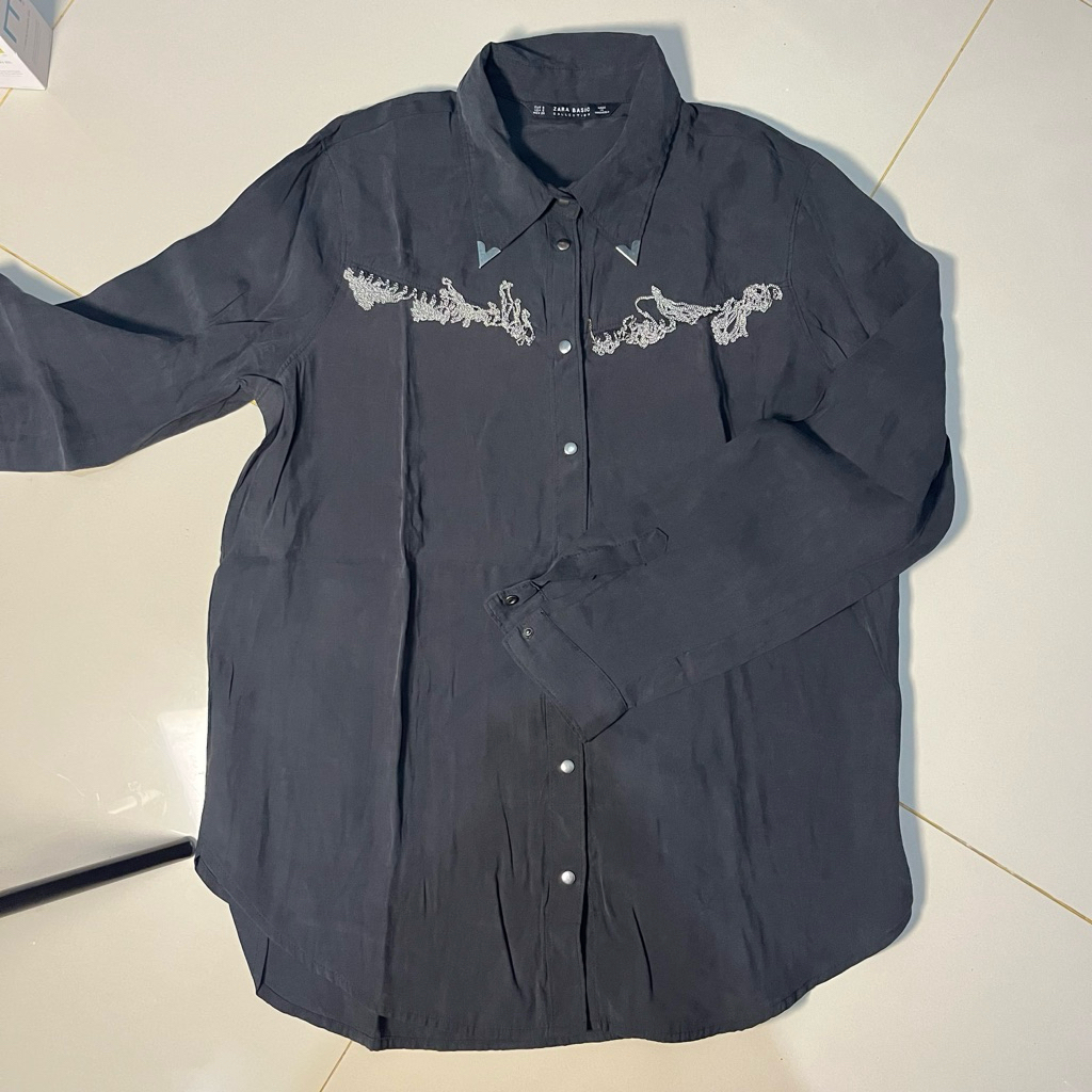 preloved atasan wanita/kemeja/baju kuliah zara