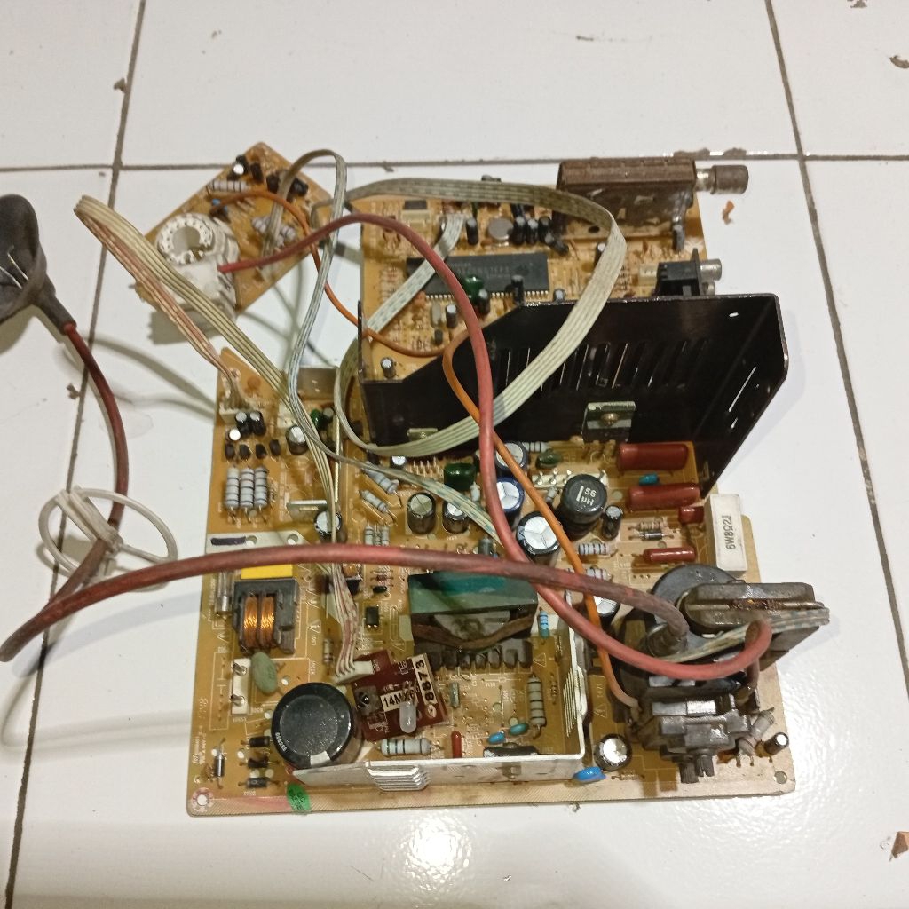 Mesin tv cina slim cabutan