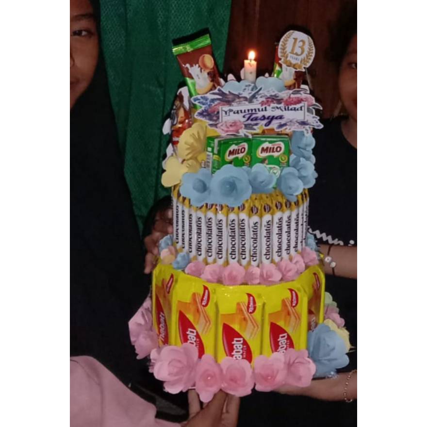 

Snack tart Bithday tower 2 layer